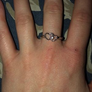 Hearts ring